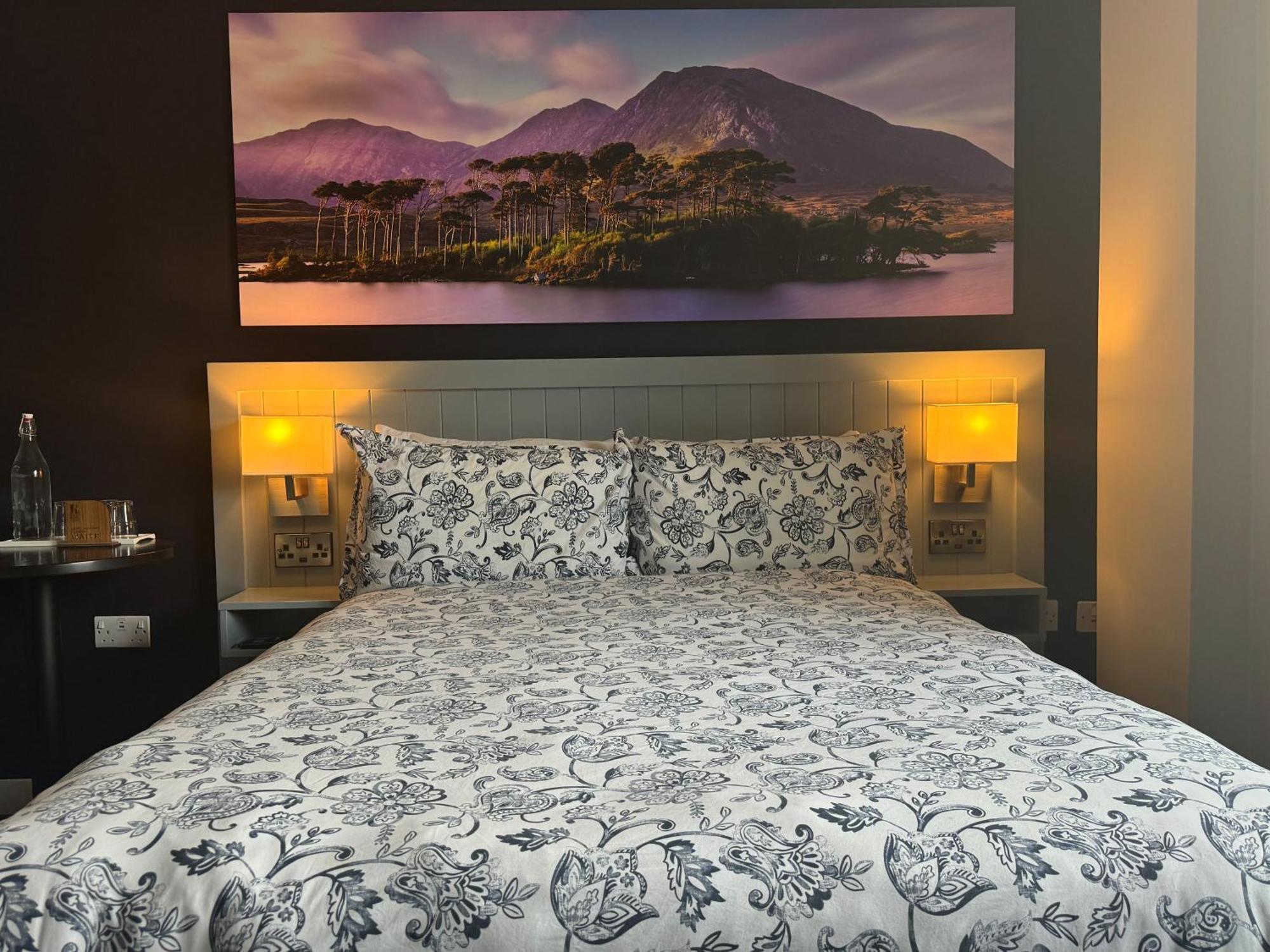 Kinlay Hostel Eyre Square Galway Eksteriør billede