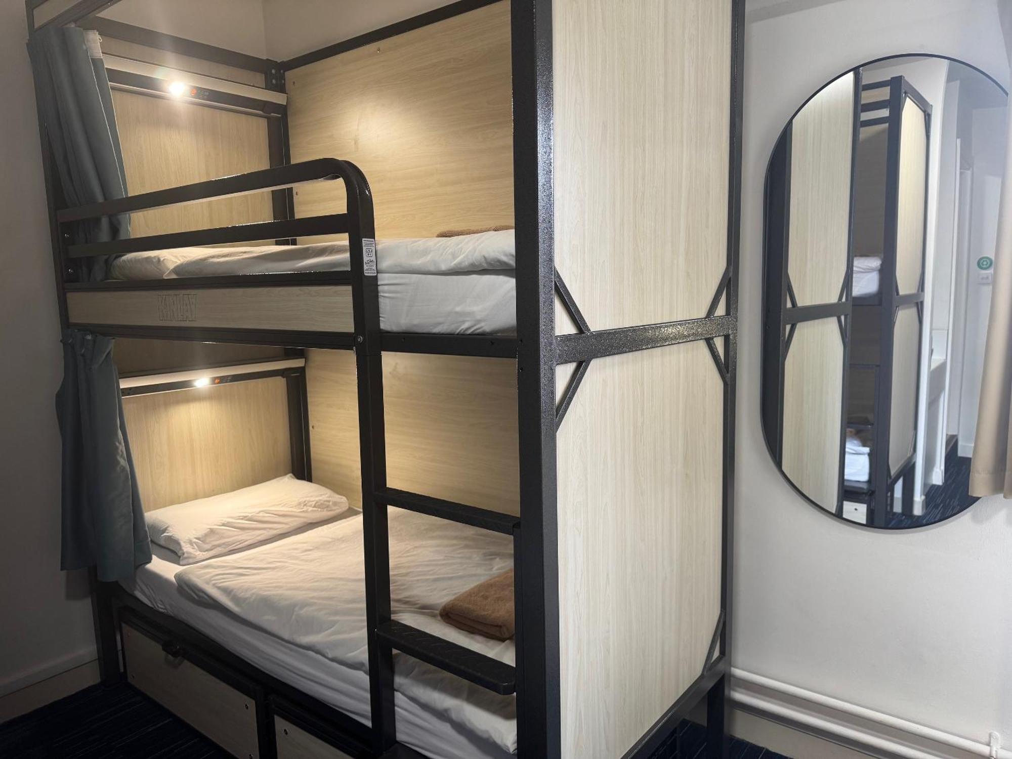 Kinlay Hostel Eyre Square Galway Eksteriør billede